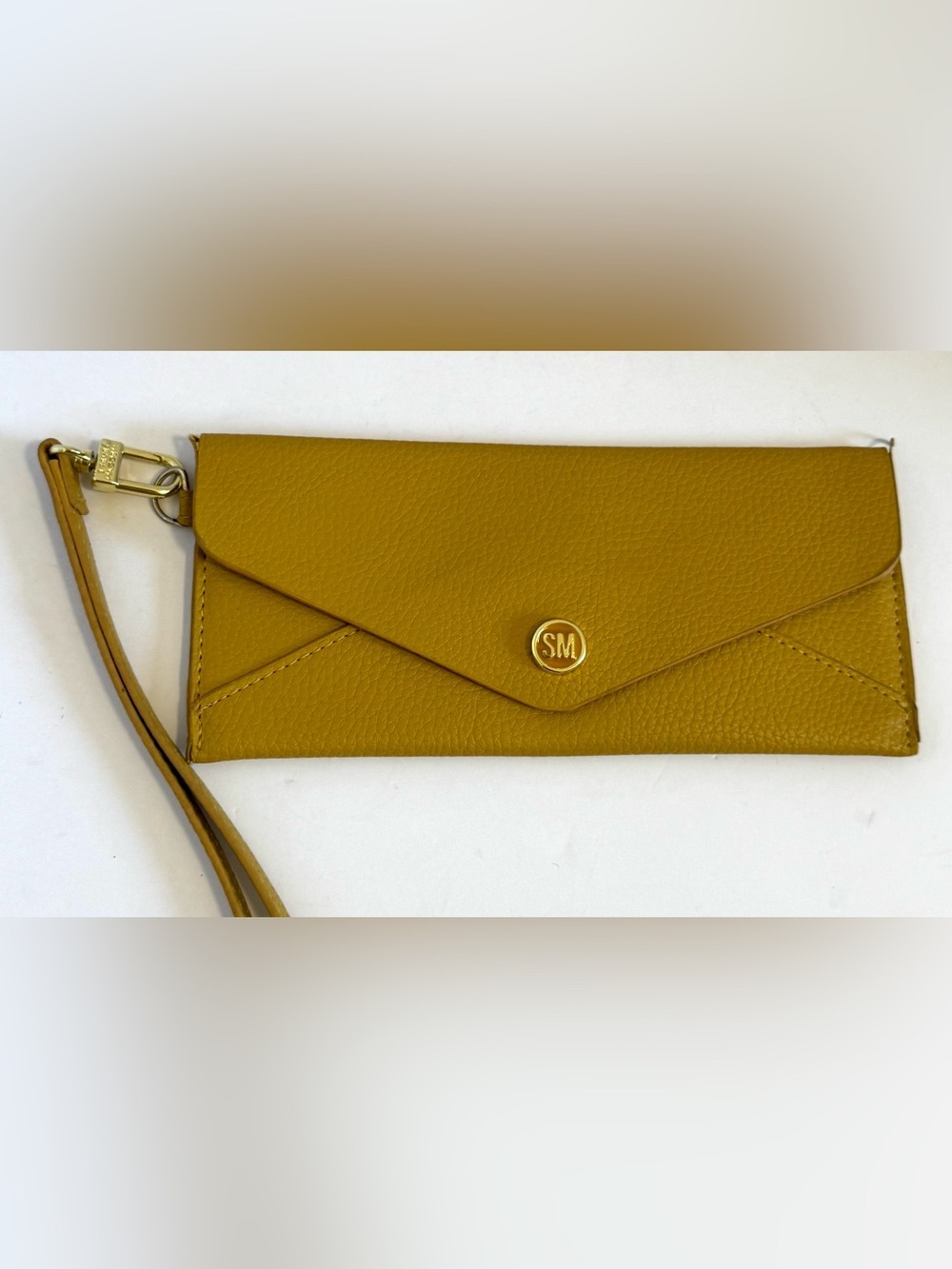 Steve Madden leather envelope wrist wallet